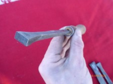 outil ancien de tour à bois