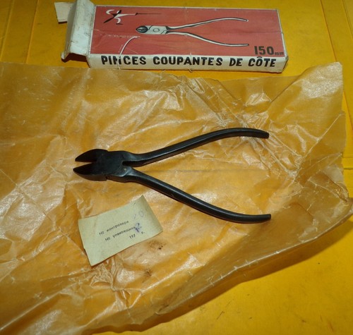 Pince coupante materiel de - pince,