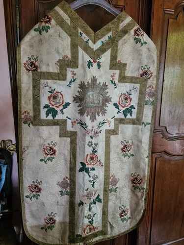 Chasuble ancienne - chasuble,