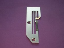 Plaque Aiguille Compatible Avec Pfaff Hobbylock Surjeteuse / À #3340348 (86)