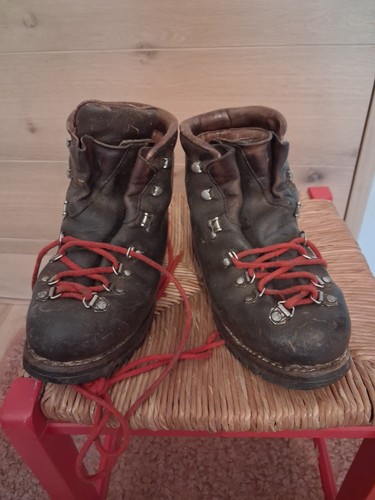 Anciennes chaussures marche - anciennes,
