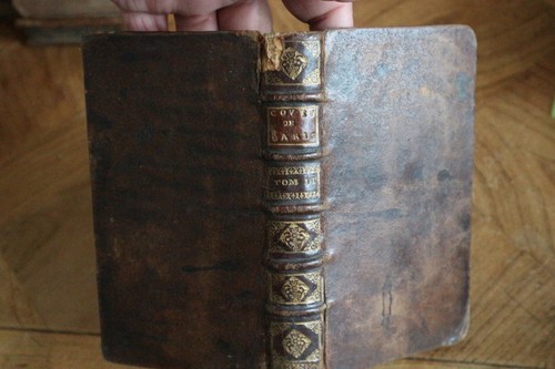 Livre xviiie coutumes - coutumes, la