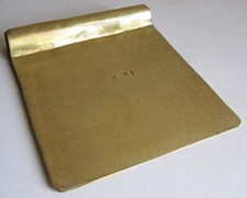 COUPE PATE DE BOULANGER. en