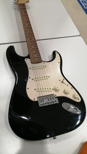 Guitare électrique squier - guitare,