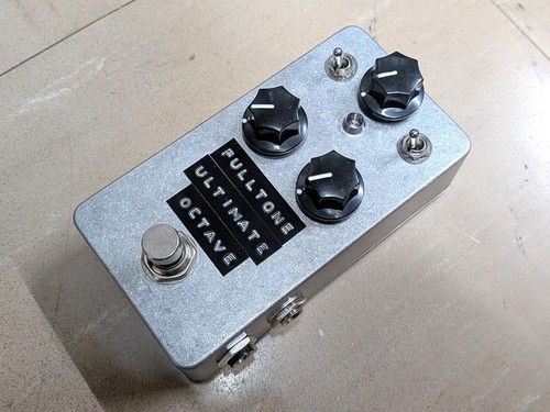 Clone main fulltone - à,