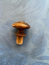 bouton ou prise pour meuble