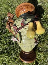 Grand vase en barbotine -