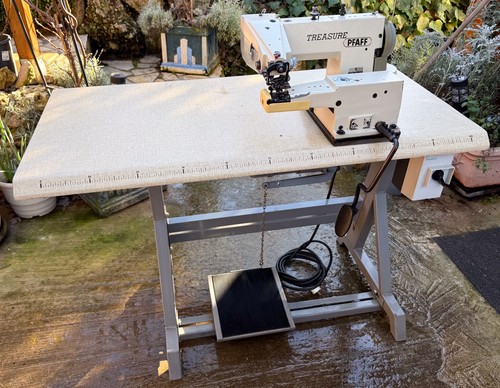 Machine coudre pfaff - machine, à