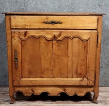 Buffet confiturier époque Louis XV en merisier massif