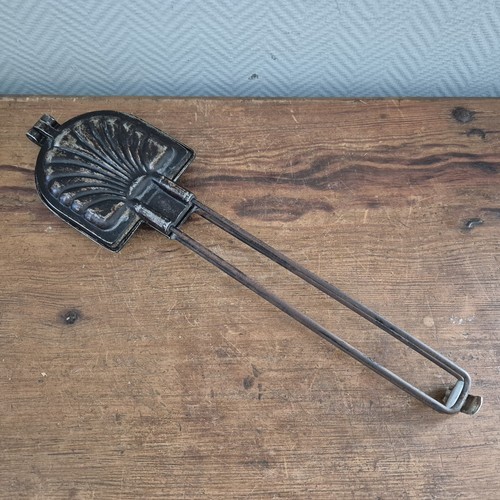 Ancien gaufrier métal - gaufrier,