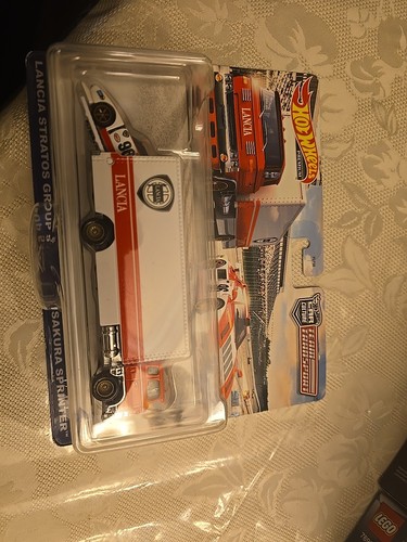 Hot wheels car culture team - hot,