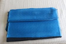 Velours matelassé bleu azur