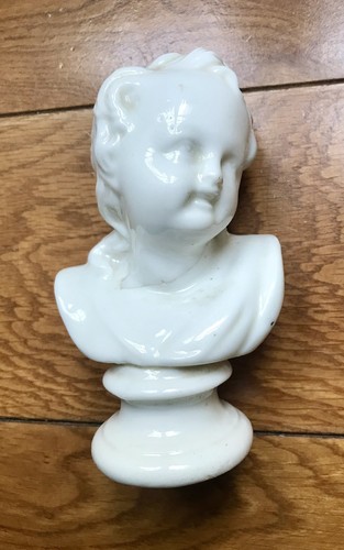 Petit buste enfant - d’enfant, en