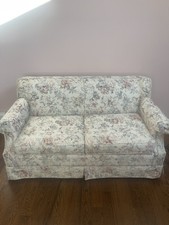La-Z-Boy Twin Sleeper Sofa – Excellent Condition