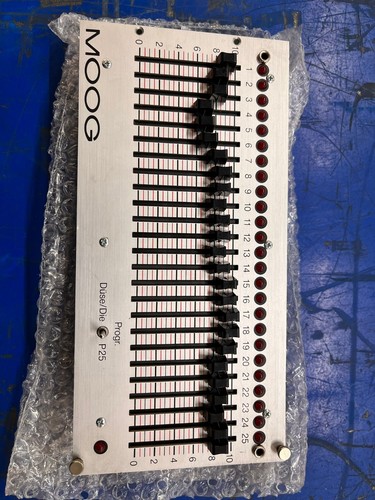 Moog d124 025 a001 - moog, p25