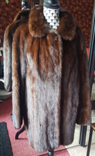 Veste longue en vison