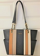 NWT Calvin Klein Key Item