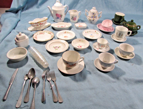 Nombreuses pièces dinette - pièces,