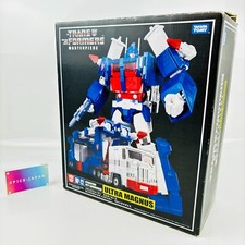 Takara Tomy Transformers Masterpiece MP-22 Ultra Magnus Action Figure used W/box