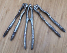 Anciens casse-noix noisette en