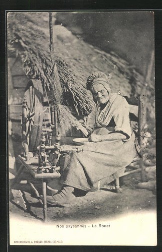 Postcard old woman - , spinning