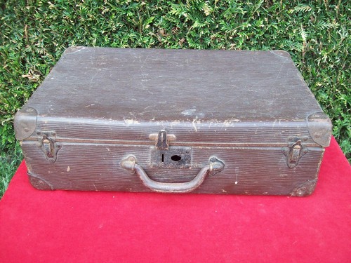 Ancienne valise carton - en,