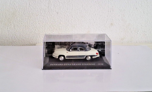 Voiture ixo altaya - 1/43,