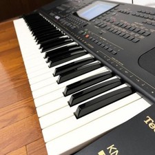 Synthétiseur vintage Technics