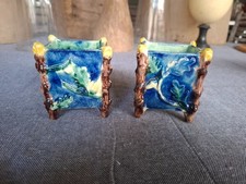 2 PETITS POTS  MINIATURES POUPEE EN BARBOTINE STYLE CACHE POT