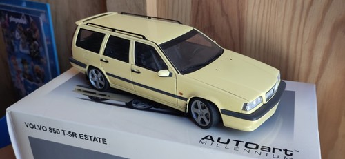 Volvo 850 18 autoart - volvo, 1/18