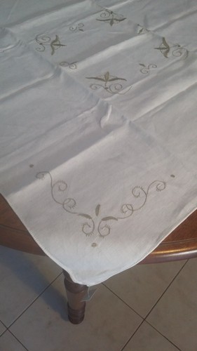 Ancienne nappe the blanche - nappe, a