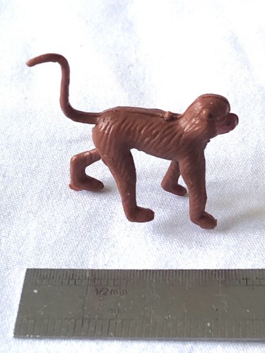 Figurines hong kong singe - figurines,