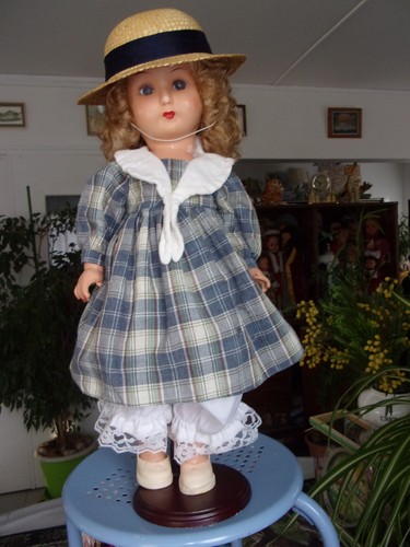 Poupee ancienne composition - poupee,