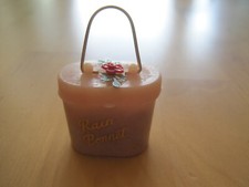 mini boite de house de pluie