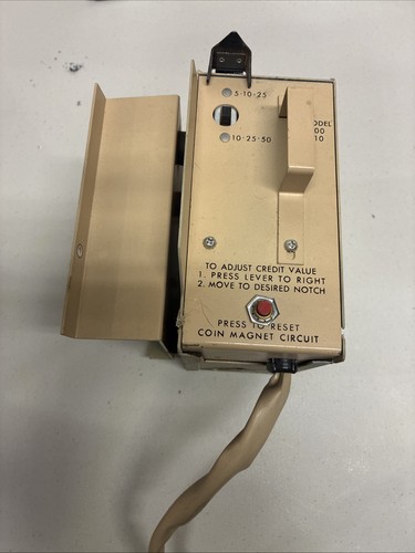 Wurlitzer 3300 3310 - /,
