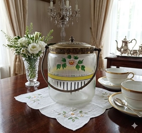 Ancien pot biscuit émaillé - pot, a