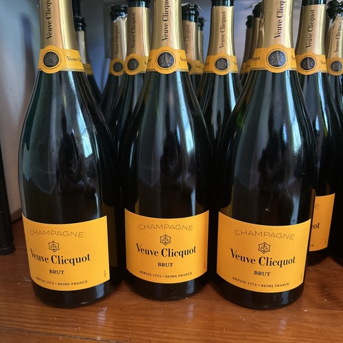 Lot veuve clicquot - lot, of