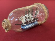 Maquette De Bateau Voilier En Bouteille
