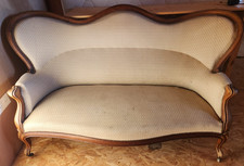 Lot 329A. canapé louis