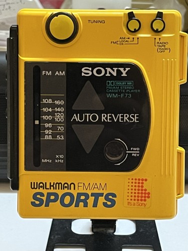 Sony f73 radio cassette - radio,