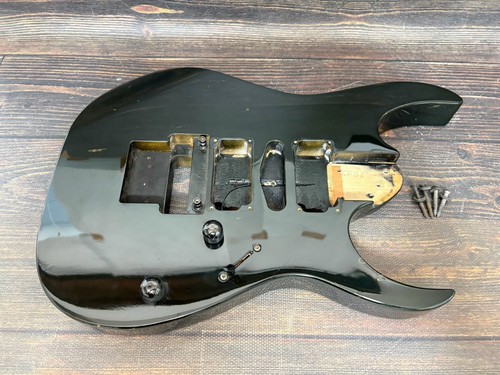 Boîtier ibanez rg570 1994 - boîtier,