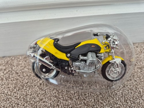 Nouveau modèle réduit 18 - modèle, 1/18