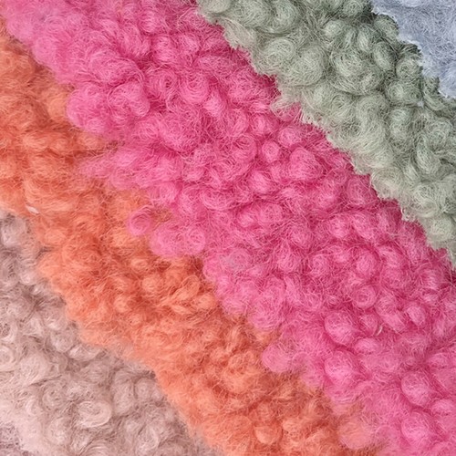 Tissu fausse fourrure - en,