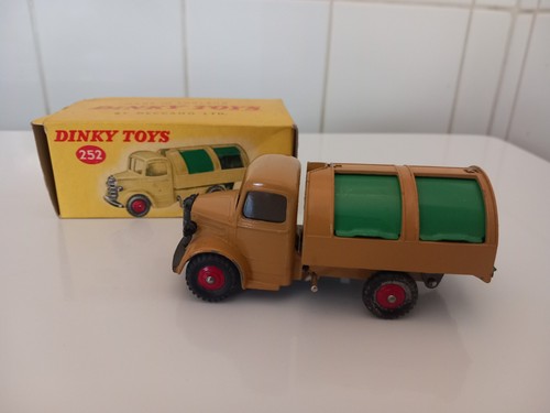 Dinky toys bedford - dinky, boite