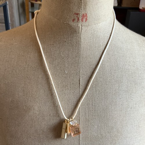 Magnifique collier fantaisie - fantaisie,