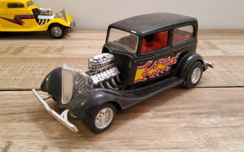 Hot rods ford majorette - hot, 32