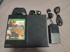 Console Microsoft Xbox One 500 Go + 1 Manette Officielle et un jeu