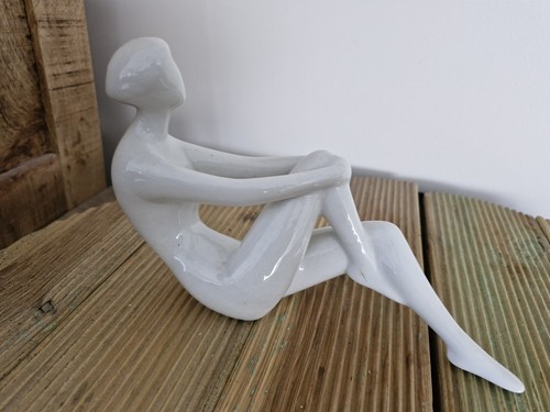 Statue féminin porcelaine - statue,