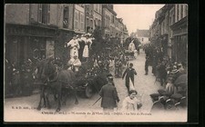 Old postcard Cloyes, masquerade 1912, parade, Le Nid de Pierrots 