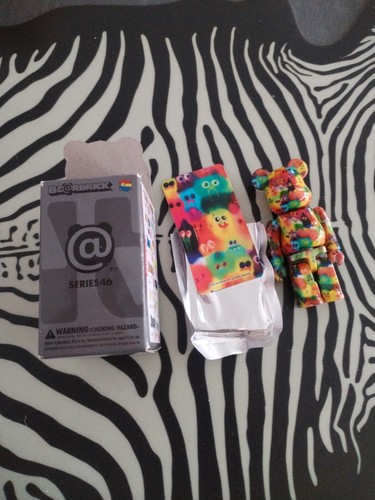 Bearbrick 100 jon burgerman - 100%,